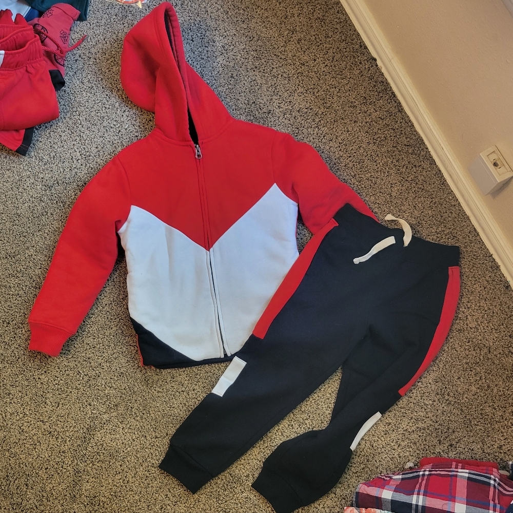 Jogger Suit sz 6